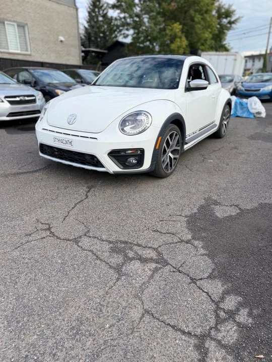 2017 Volkswagen A5 Beetle - Image 2 of 16