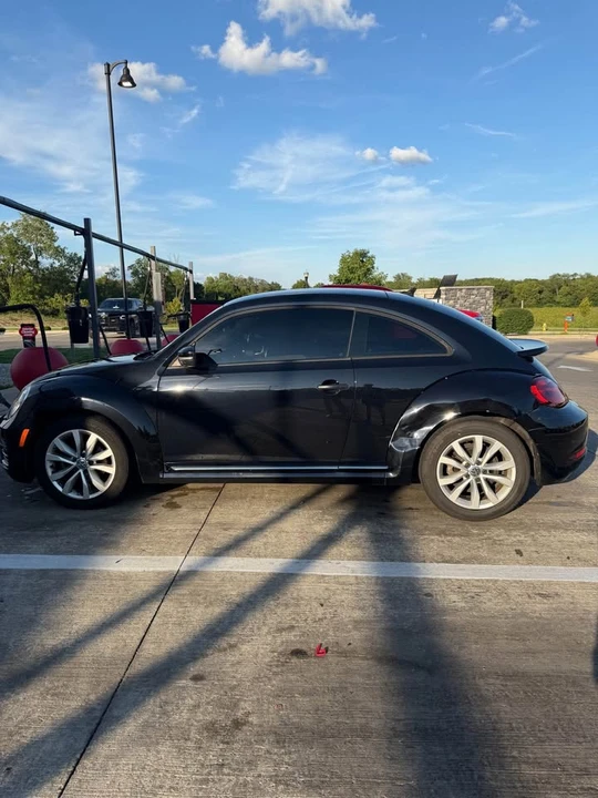 2017 Volkswagen A5 Beetle - Image 4 of 5