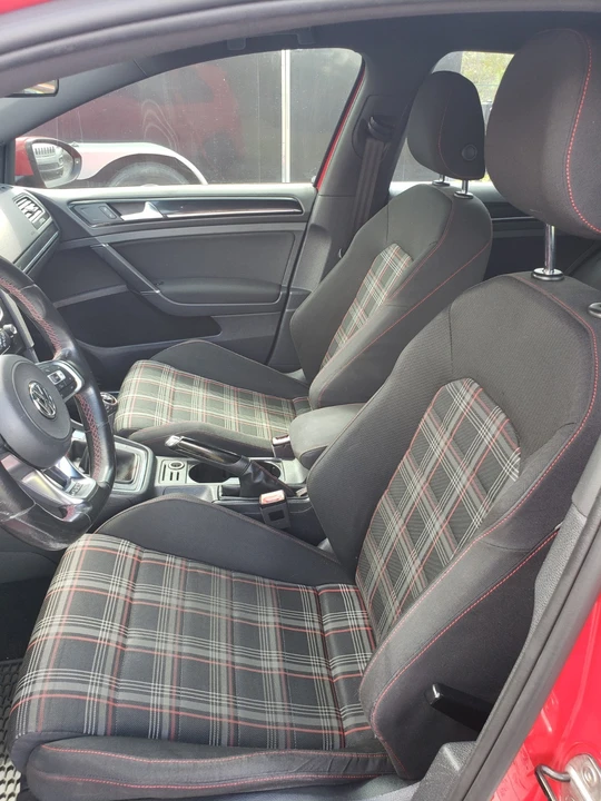 2017 Volkswagen GTI Mk7 - Image 13 of 16
