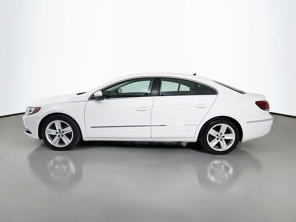 2017 Volkswagen CC - Image 4 of 12