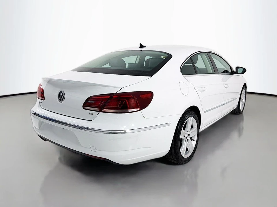2017 Volkswagen CC - Image 7 of 12