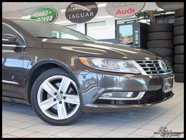 2017 Volkswagen CC - Image 2 of 12