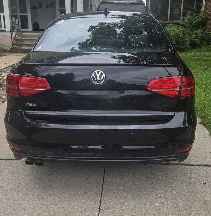 2017 Volkswagen A6 Jetta - Image 2 of 13