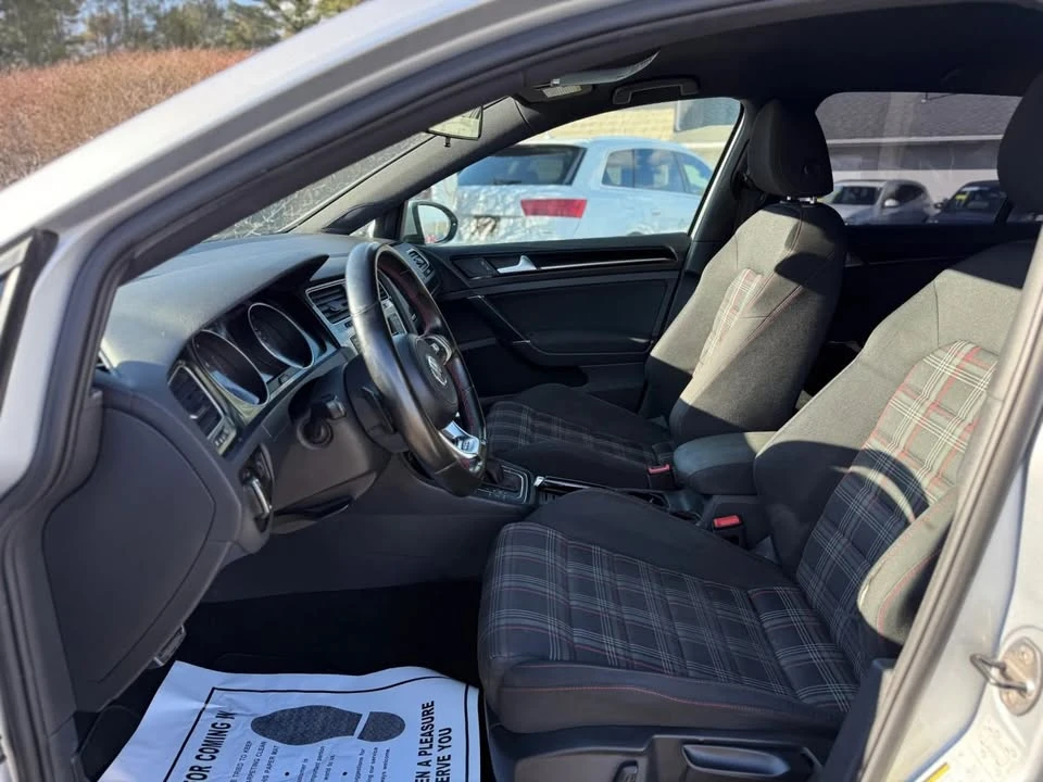 2017 Volkswagen GTI Mk7 - Image 8 of 20