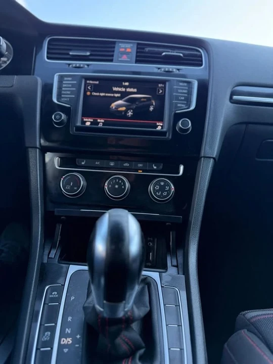 2017 Volkswagen GTI Mk7 - Image 18 of 20
