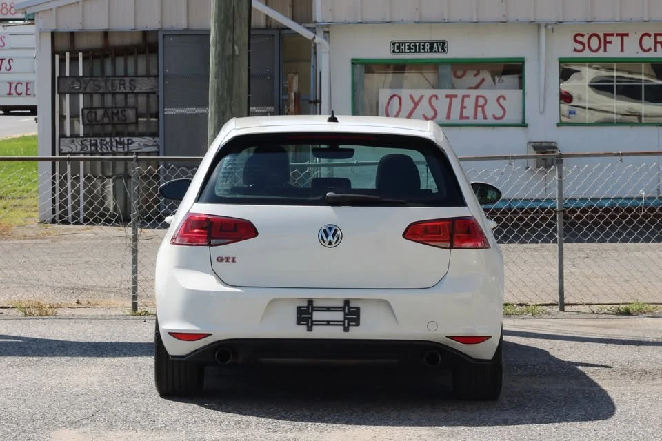 2017 Volkswagen GTI Mk7 - Image 7 of 19