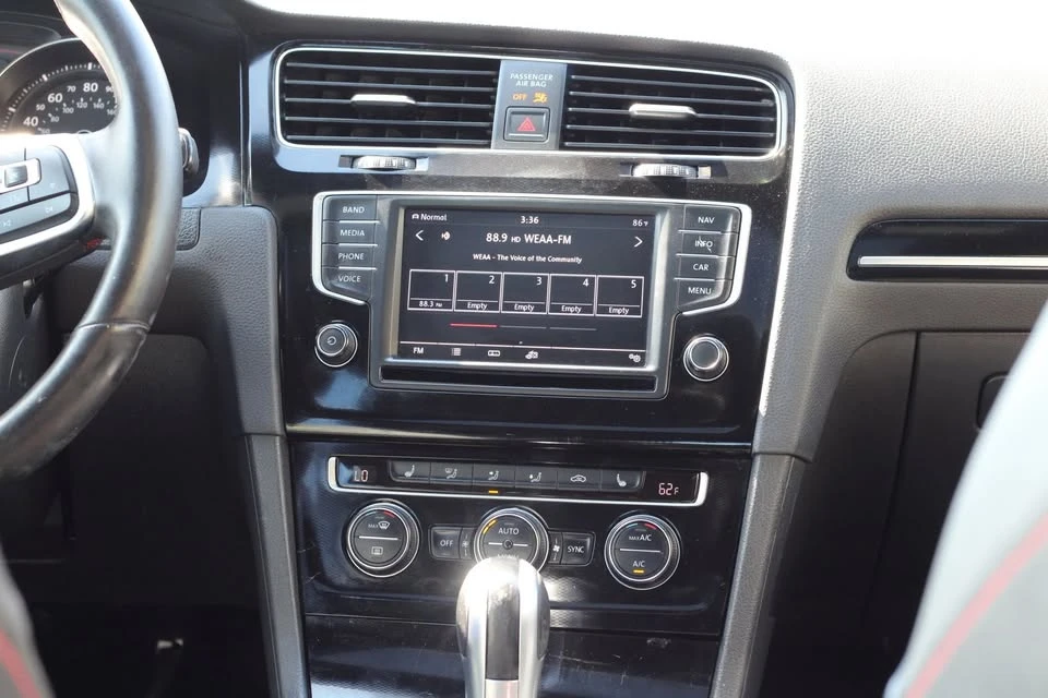 2017 Volkswagen GTI Mk7 - Image 14 of 19