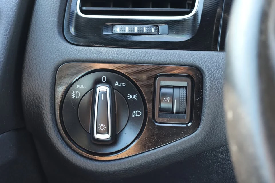 2017 Volkswagen GTI Mk7 - Image 16 of 19