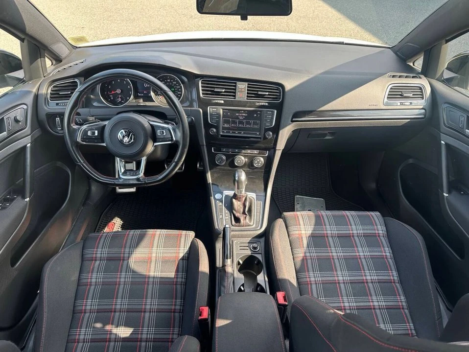 2017 Volkswagen GTI Mk7 - Image 17 of 20