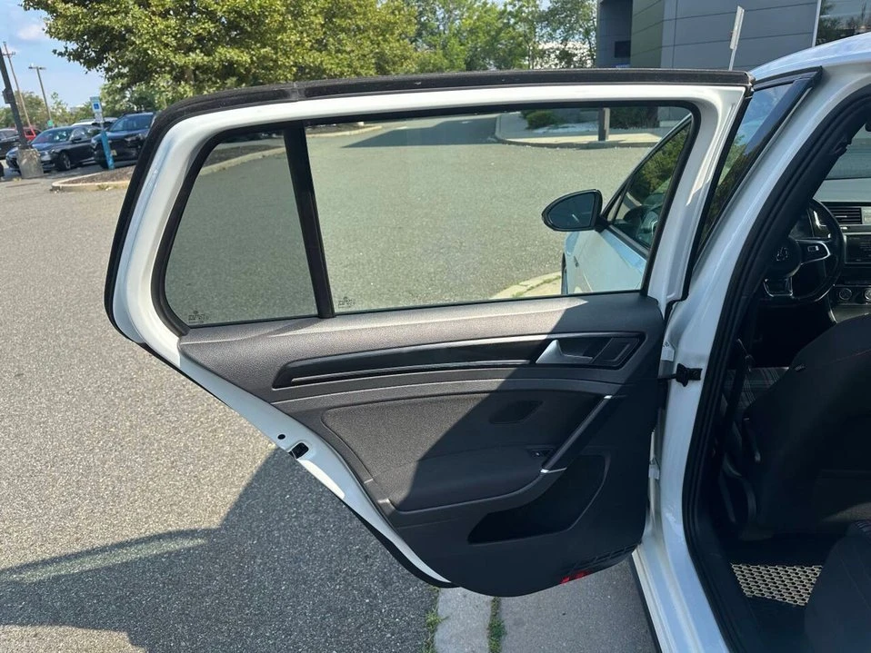 2017 Volkswagen GTI Mk7 - Image 10 of 20