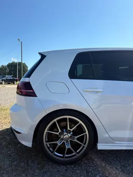 2017 Volkswagen Golf R Navigation 4motion
