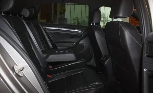 2017 Volkswagen Golf R Mk7 - Image 2 of 12