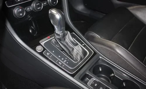 2017 Volkswagen Golf R Mk7 - Image 5 of 12