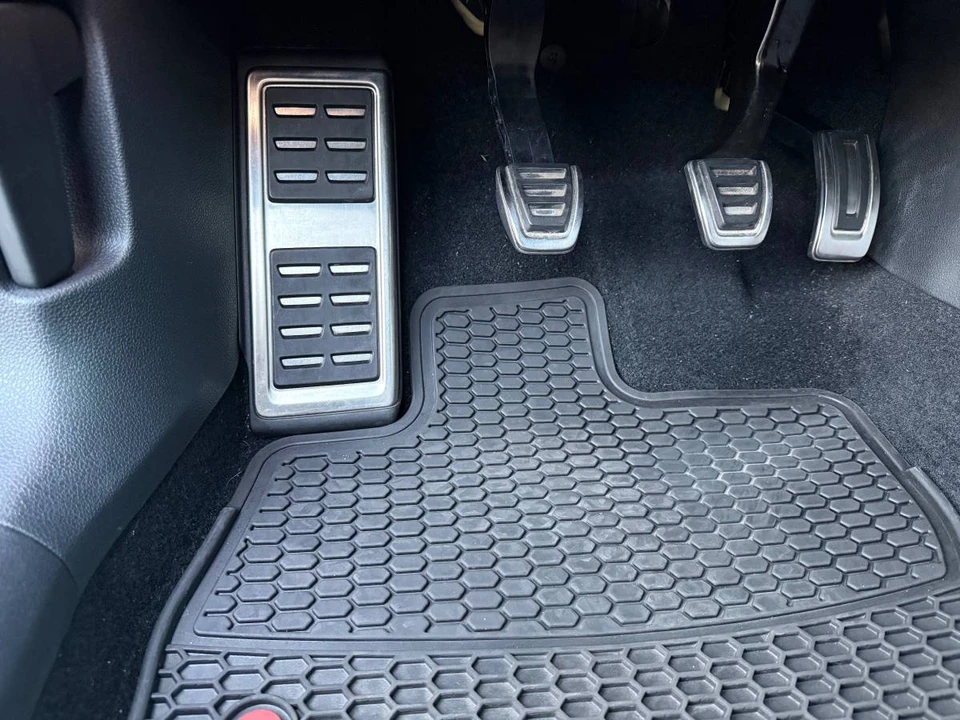 2017 Volkswagen GTI Mk7 - Image 16 of 24