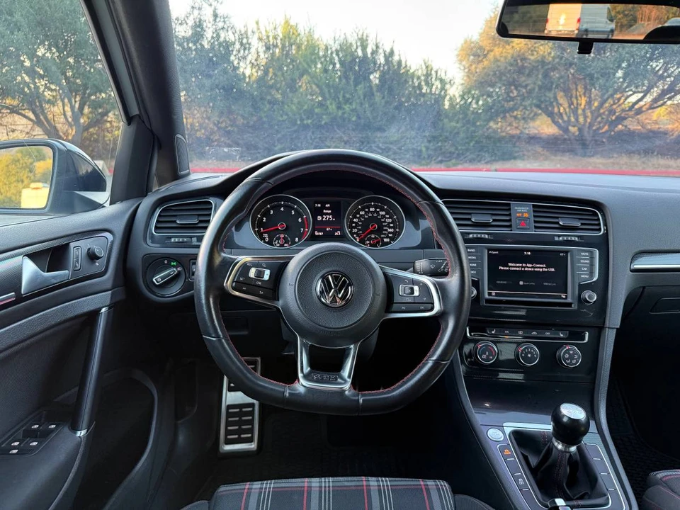 2017 Volkswagen GTI Mk7 - Image 14 of 24