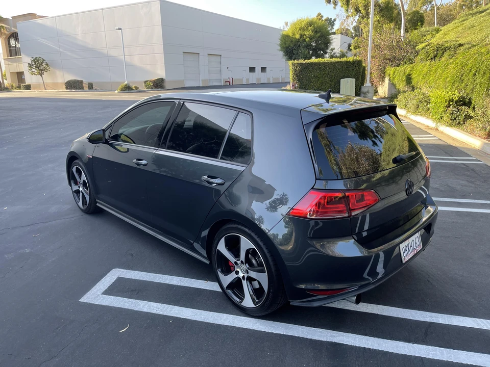2017 Volkswagen GTI Mk7 - Image 10 of 31