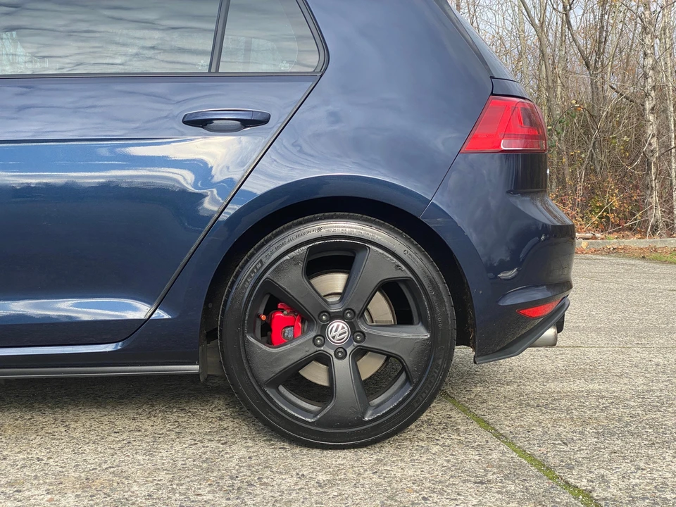 2017 Volkswagen GTI Mk7 - Image 25 of 31