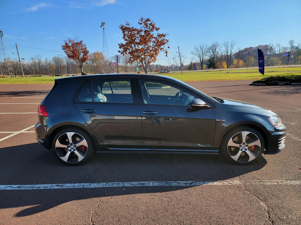 2017 Volkswagen GTI Mk7 - Image 11 of 31
