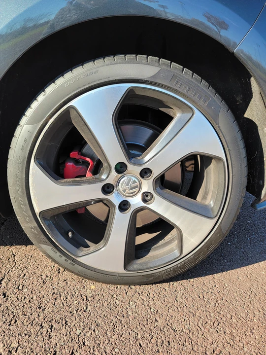 2017 Volkswagen GTI Mk7 - Image 28 of 31