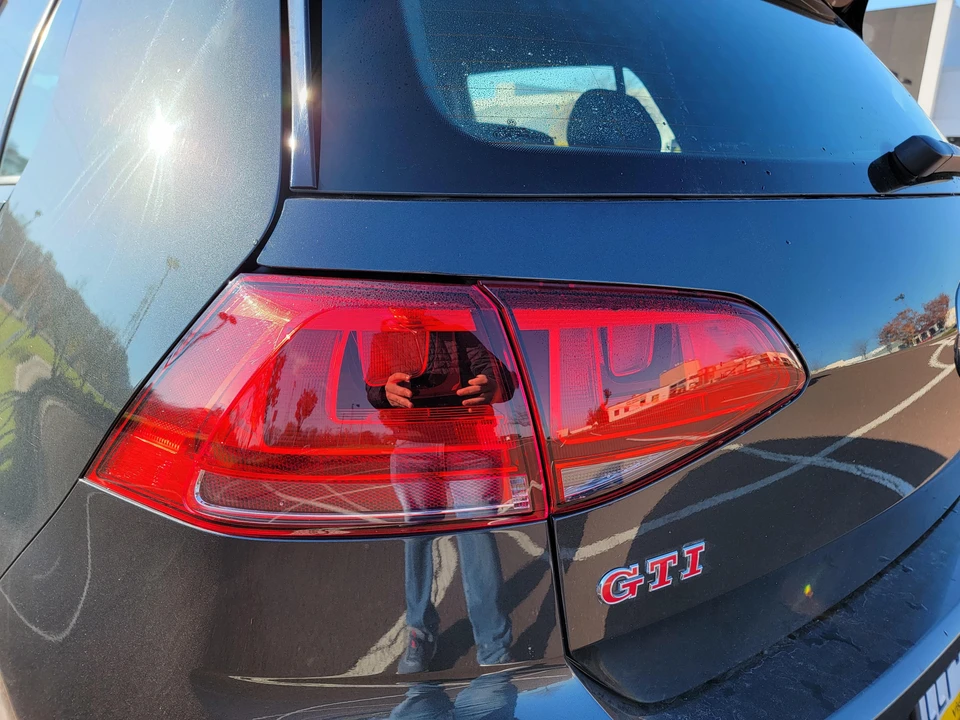 2017 Volkswagen GTI Mk7 - Image 21 of 31
