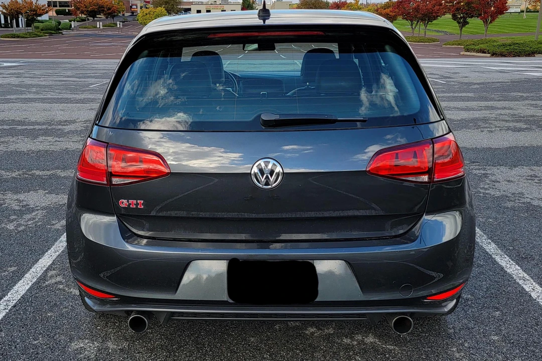 2017 Volkswagen GTI Mk7 - Image 5 of 31