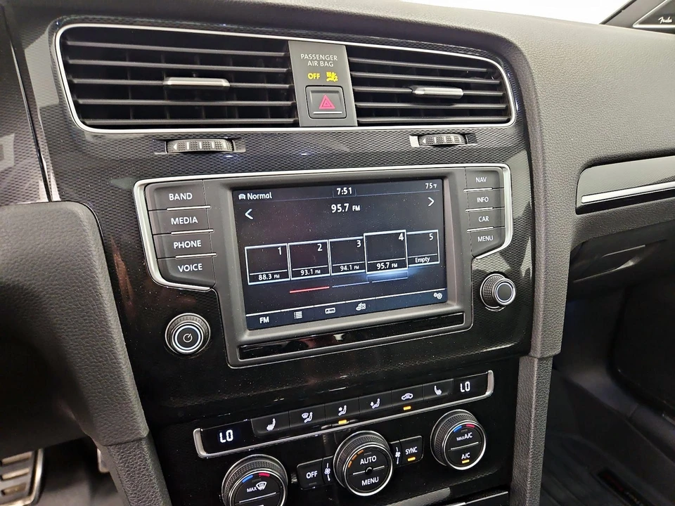 2017 Volkswagen GTI Mk7 - Image 16 of 27