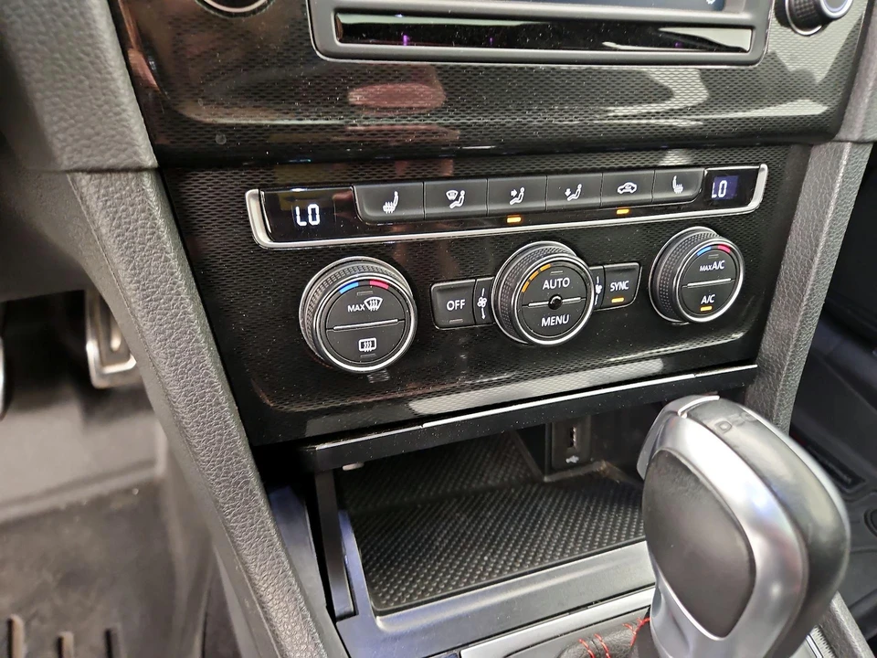 2017 Volkswagen GTI Mk7 - Image 17 of 27