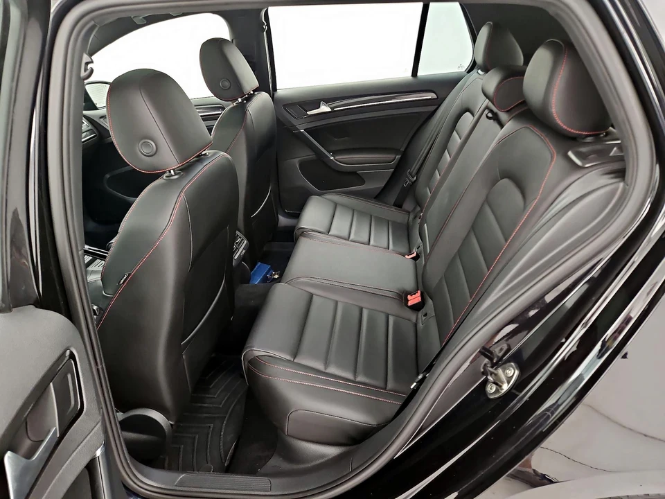 2017 Volkswagen GTI Mk7 - Image 21 of 27