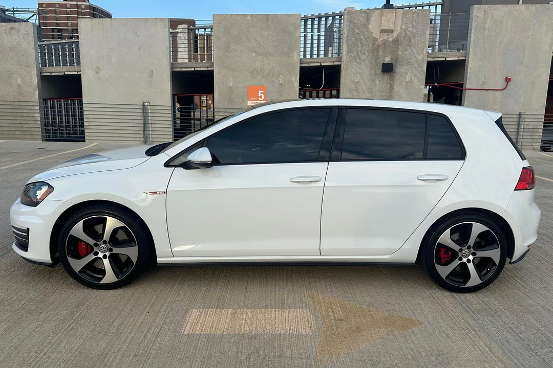 2017 Volkswagen GTI Mk7 - Image 3 of 31