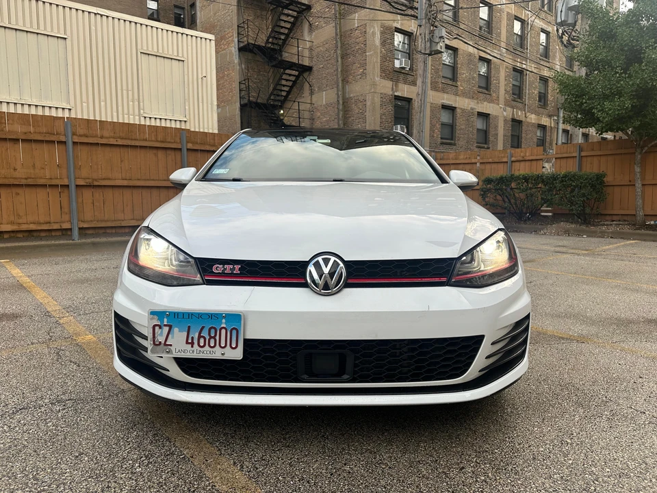 2017 Volkswagen GTI Mk7 - Image 8 of 31
