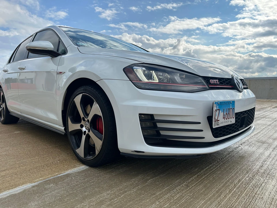 2017 Volkswagen GTI Mk7 - Image 28 of 31