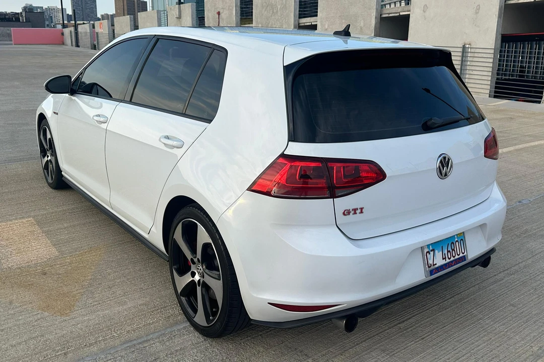 2017 Volkswagen GTI Mk7 - Image 4 of 31