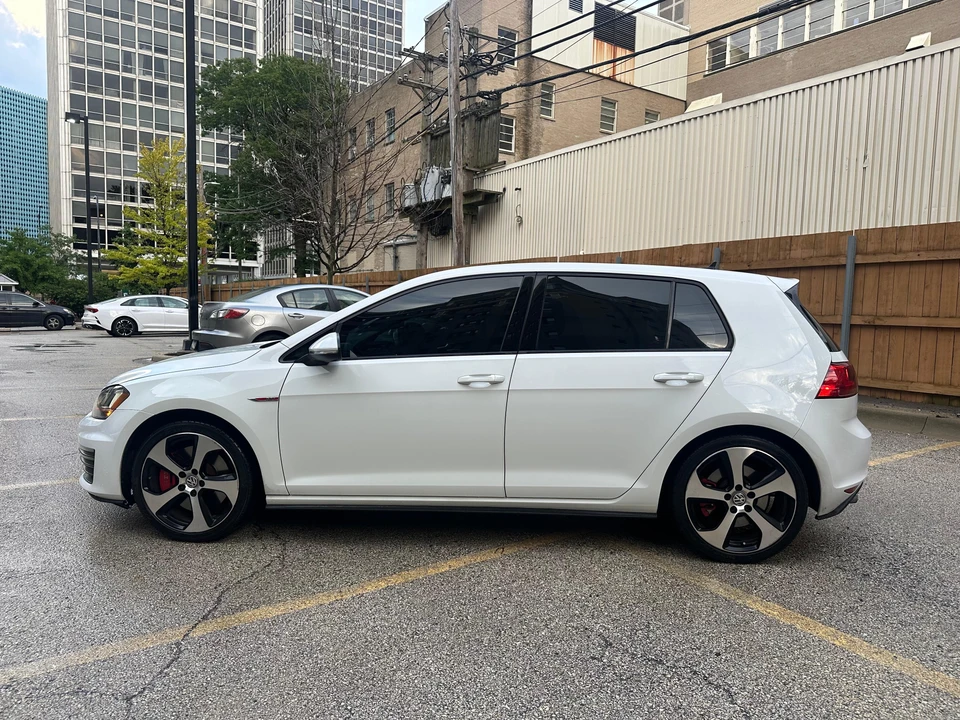 2017 Volkswagen GTI Mk7 - Image 12 of 31