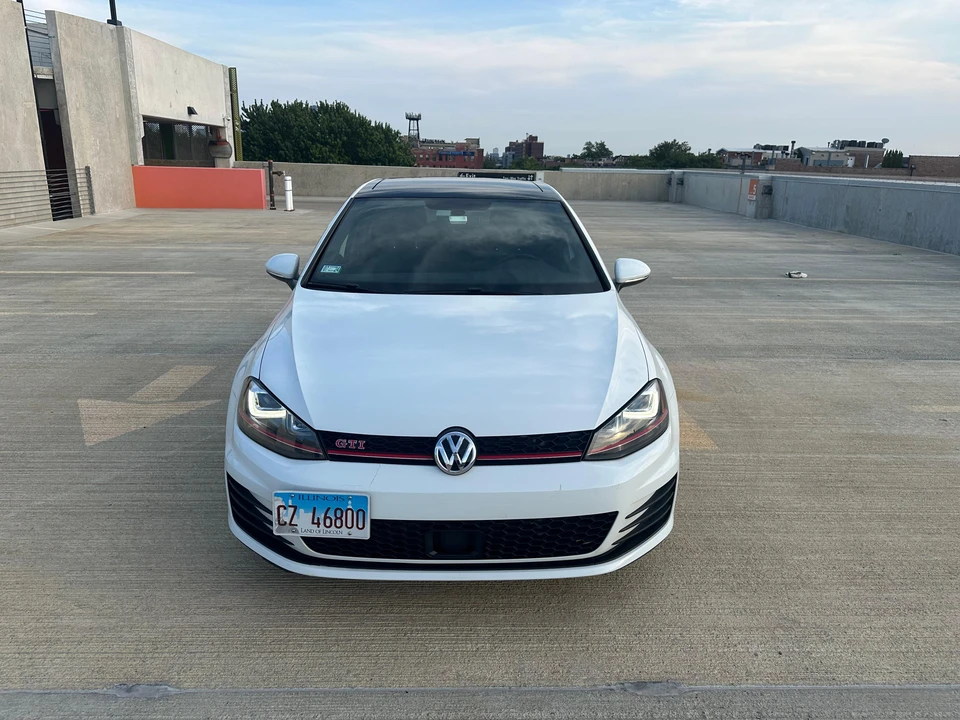 2017 Volkswagen GTI Mk7 - Image 7 of 31