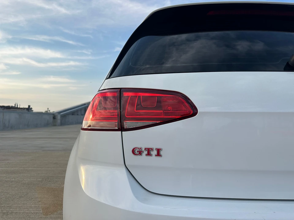 2017 Volkswagen GTI Mk7 - Image 31 of 31