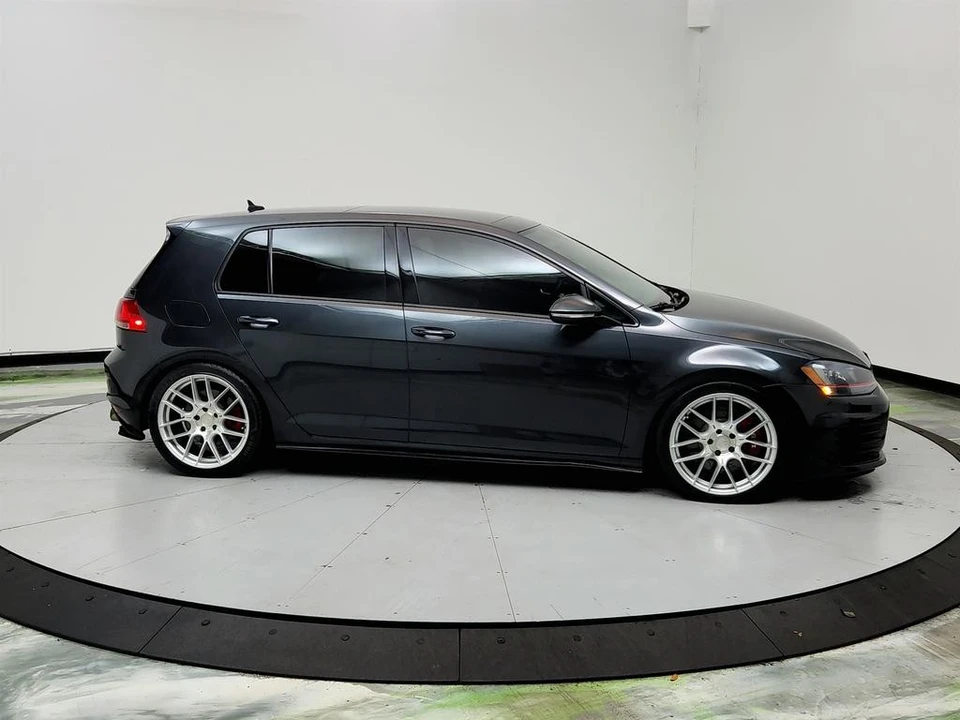 2017 Volkswagen GTI Mk7 - Image 4 of 12