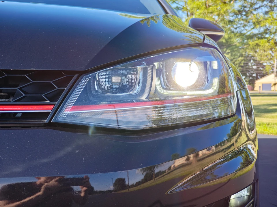 2017 Volkswagen GTI Mk7 - Image 19 of 31
