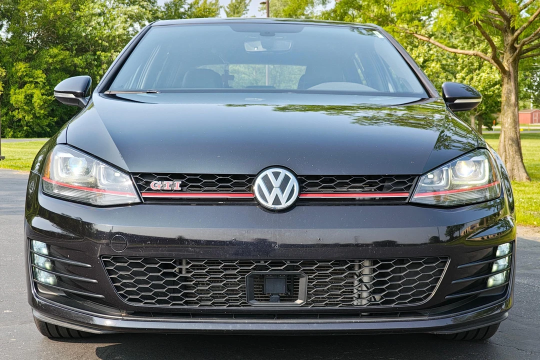 2017 Volkswagen GTI Mk7 - Image 2 of 31