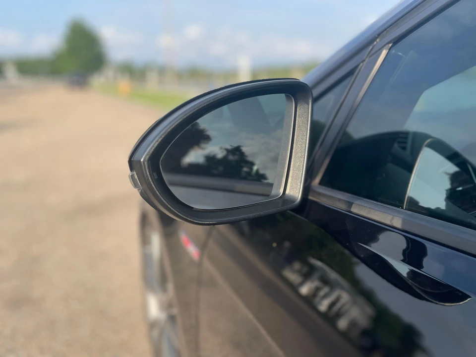 2017 Volkswagen GTI Mk7 - Image 13 of 31