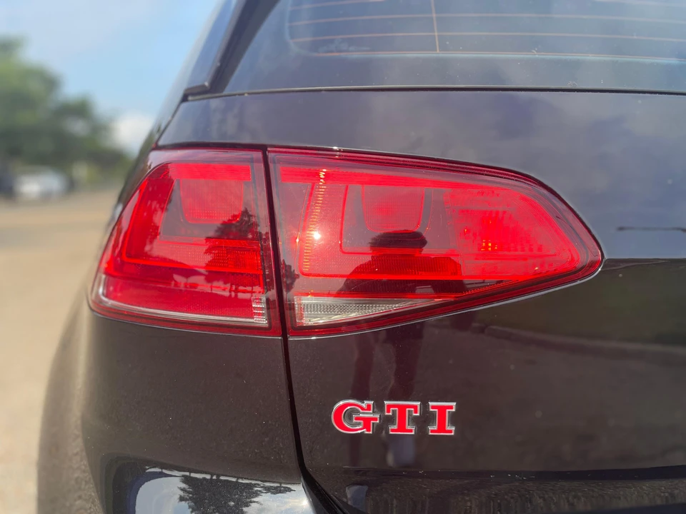 2017 Volkswagen GTI Mk7 - Image 20 of 31