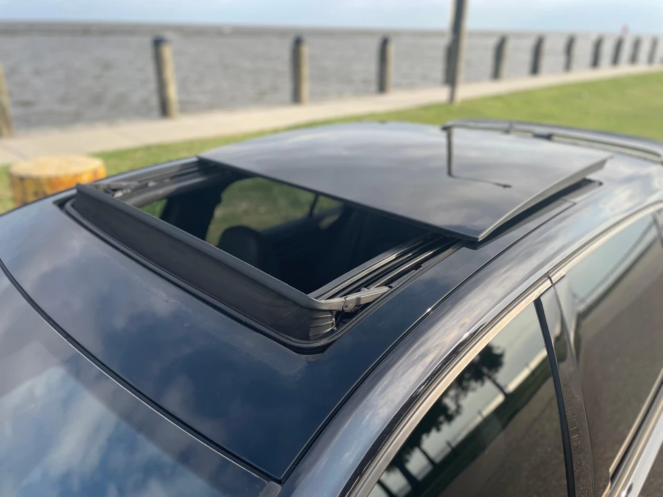 2017 Volkswagen GTI Mk7 - Image 14 of 31