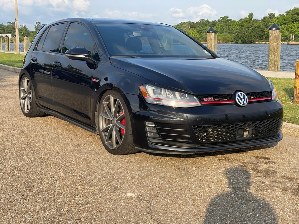 2017 Volkswagen GTI Mk7 - Image 8 of 31