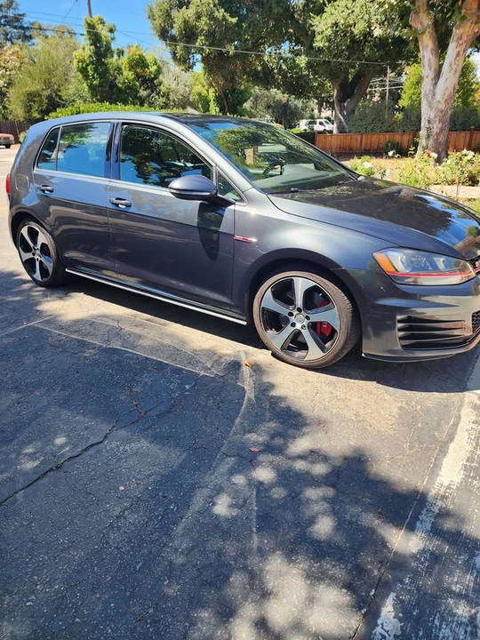 2017 Volkswagen GTI Mk7 - Image 2 of 10