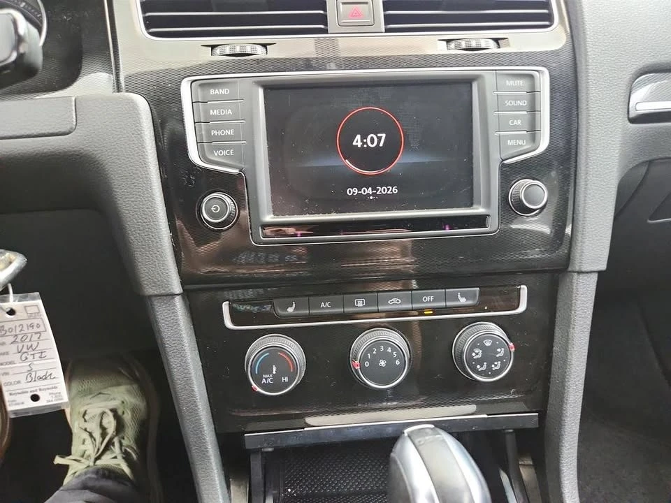 2017 Volkswagen GTI Mk7 - Image 19 of 20