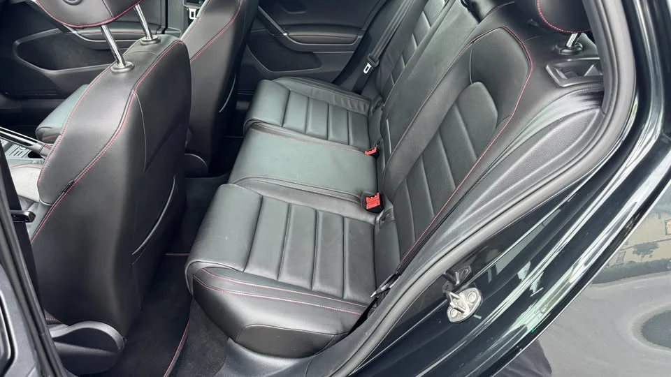 2017 Volkswagen GTI Mk7 - Image 10 of 20