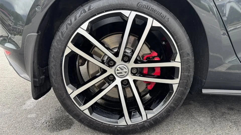 2017 Volkswagen GTI Mk7 - Image 15 of 20