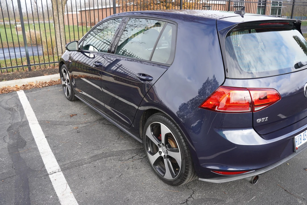 2017 Volkswagen GTI Mk7 - Image 19 of 31