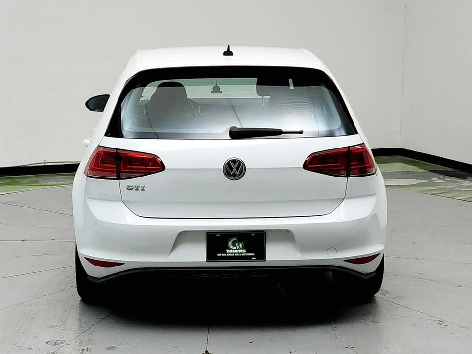 2017 Volkswagen GTI Mk7 - Image 6 of 12