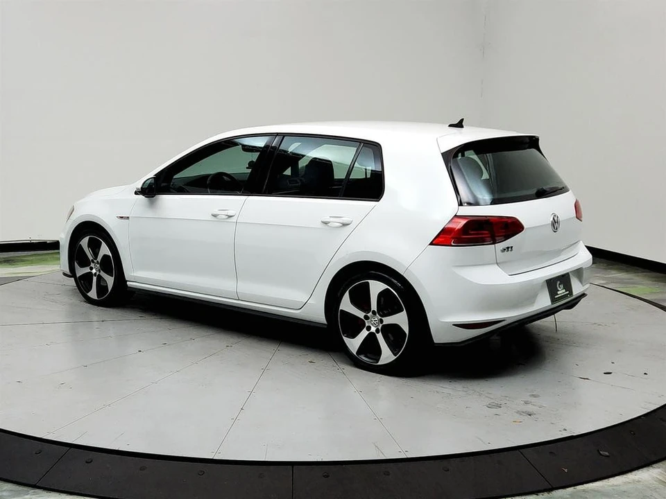 2017 Volkswagen GTI Mk7 - Image 7 of 12