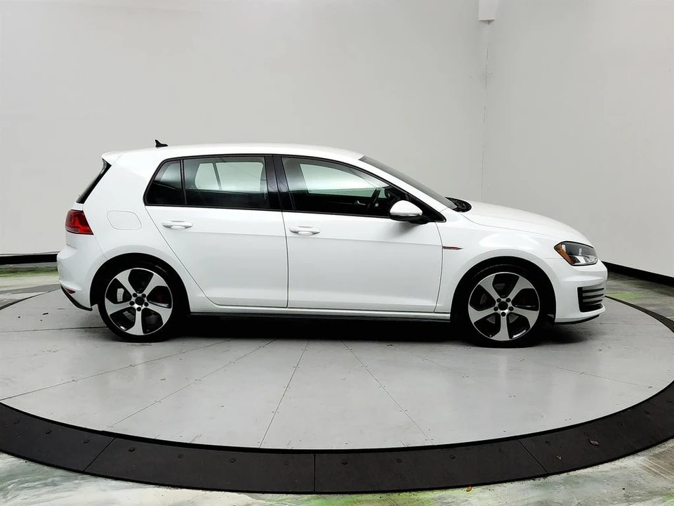 2017 Volkswagen GTI Mk7 - Image 4 of 21